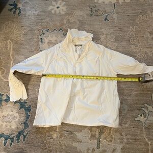 Dreamy cotton top with pockets.
